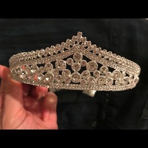 Elegant wedding Tiara
